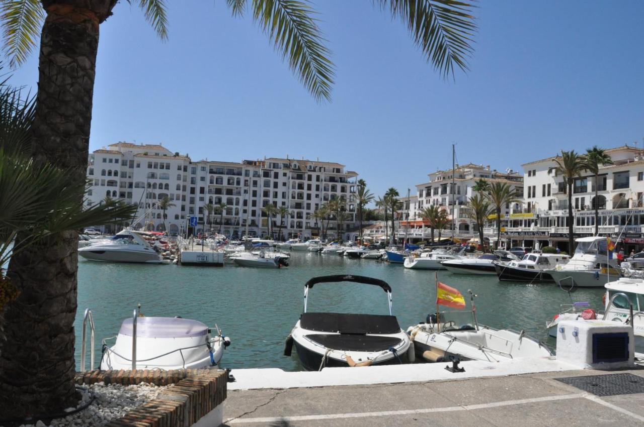 Apartamento En Marina Puerto De La Duquesa Кастильо-де-Сабинильяс Экстерьер фото