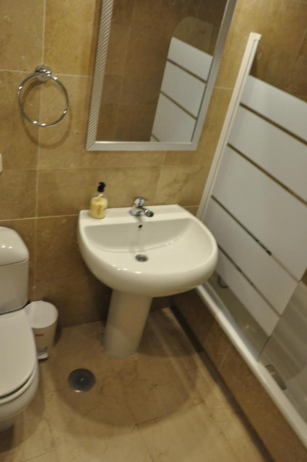Apartamento En Marina Puerto De La Duquesa Кастильо-де-Сабинильяс Экстерьер фото